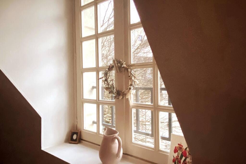 Grand Appartement Place Saint-Pierre, Proche Chateau De Saumur Et Bord De Loire" Екстериор снимка